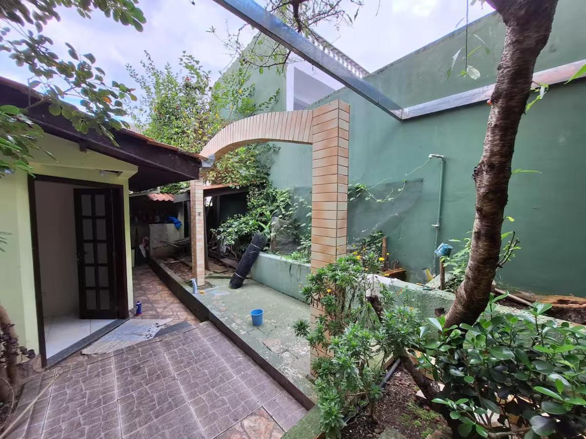 Casa Aconchegante Em Curitiba Hotel Exterior foto